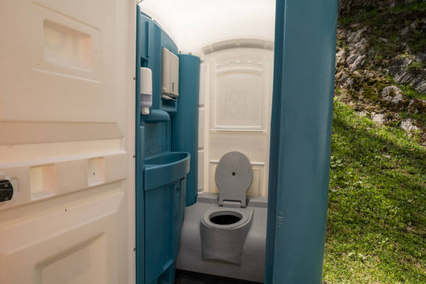 Porta potty delivery and setup in Kingman, AZ